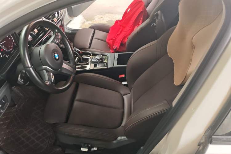 Used BMW 1 Series 2022 120i M Sport Night Edition Driver Seat