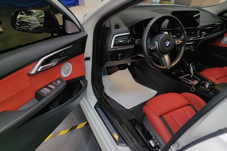 Used BMW 1 Series 2022 125i M Sport Night Edition Driver Seat