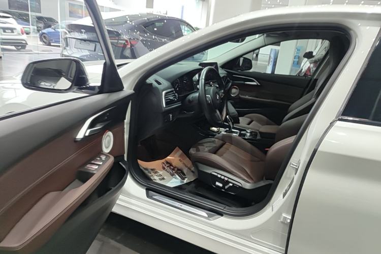 Used BMW 1 Series 2022 125i M Sport Night Edition Driver Seat