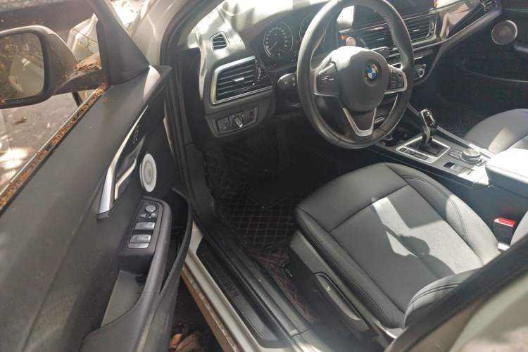 Used BMW 1 Series 2022 120i M Sport Edition Driver Seat