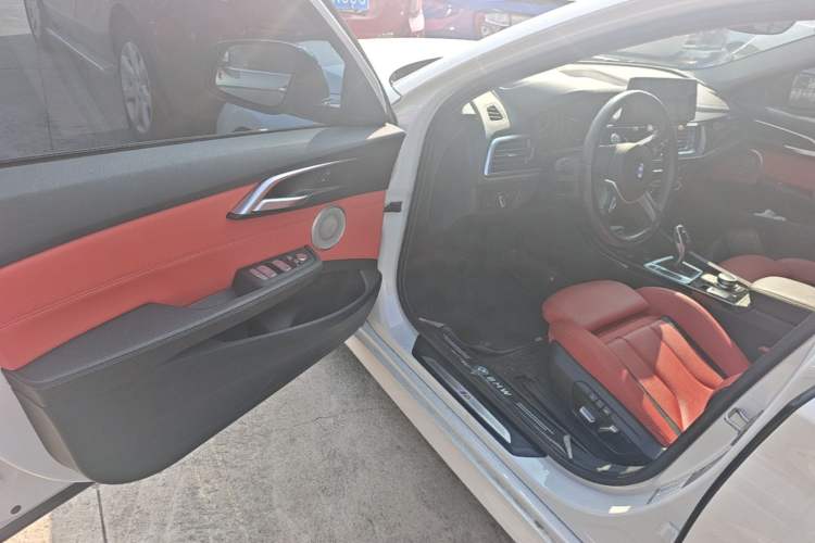 Used BMW 1 Series 2022 125i M Sport Night Edition Driver Seat