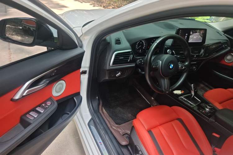Used BMW 1 Series 2022 125i M Sport Night Edition Driver Seat
