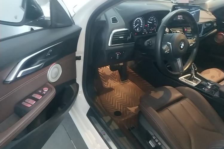 Used BMW 1 Series 2022 125i M Sport Night Edition Driver Seat