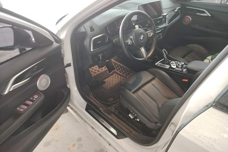 Used BMW 1 Series 2022 125i M Sport Night Edition Driver Seat