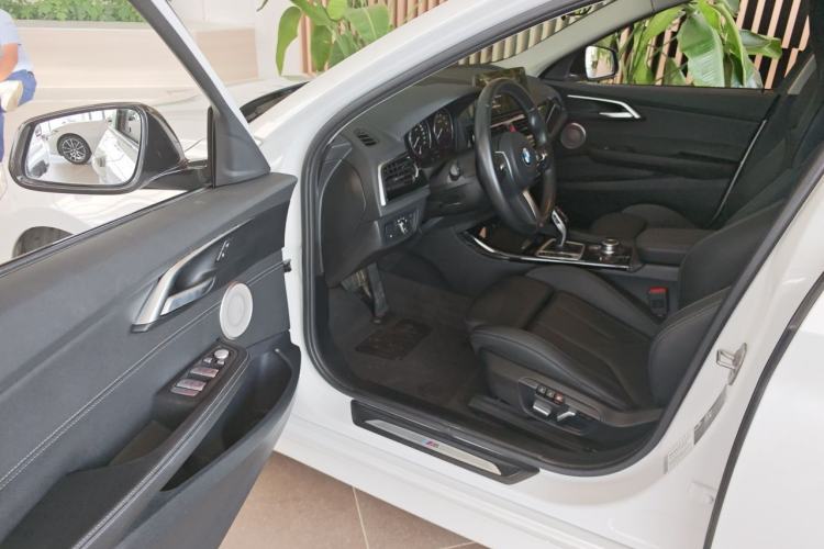 Used BMW 1 Series 2022 125i M Sport Night Edition Driver Seat