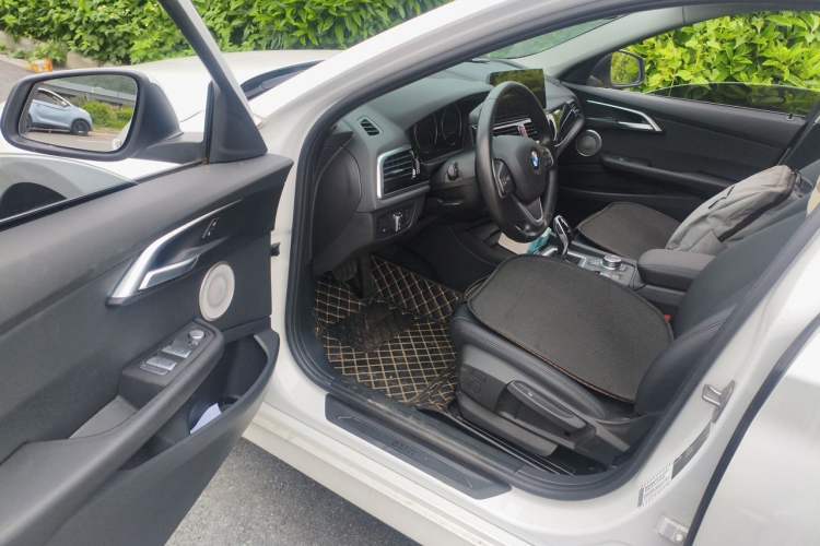 Used BMW 1 Series 2022 120i M Sport Edition Driver Seat