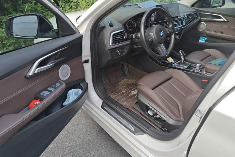 Used BMW 1 Series 2022 125i M Sport Night Edition Driver Seat