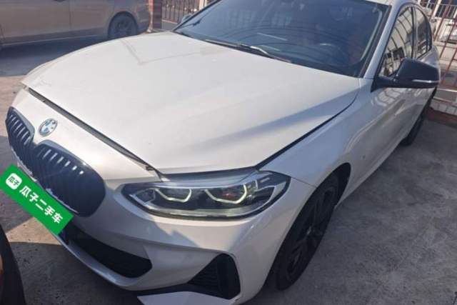 Ojetý BMW 1 Series 2022 125i M Sport Night Edition