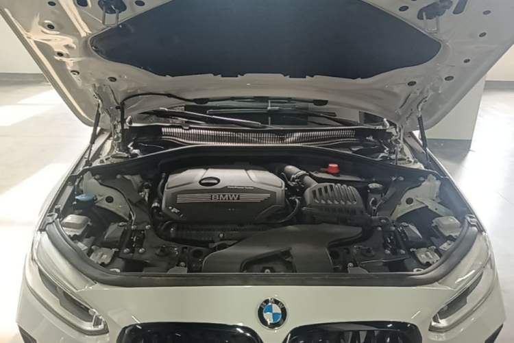 Used BMW 1 Series 2022 125i M Sport Night Edition Engine Bay