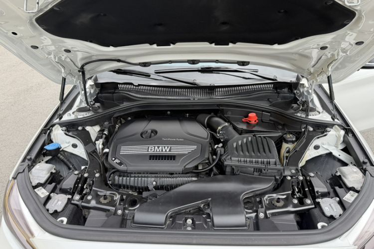 Used BMW 1 Series 2022 125i M Sport Night Edition Engine Bay
