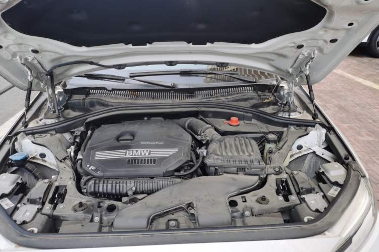 Used BMW 1 Series 2022 125i M Sport Night Edition Engine Bay