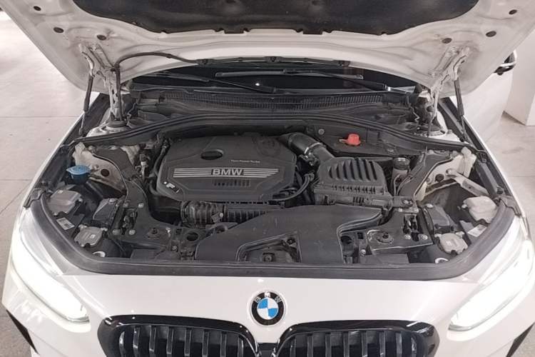 Used BMW 1 Series 2022 120i M Sport Night Edition Engine Bay