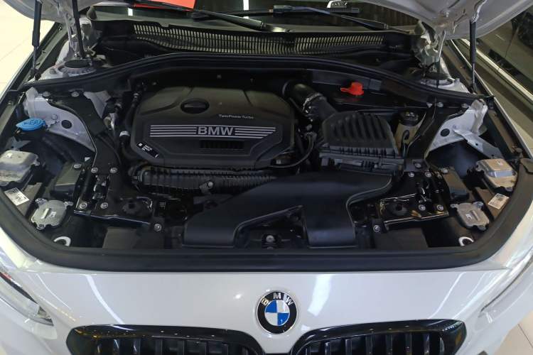 Used BMW 1 Series 2022 125i M Sport Night Edition Engine Bay
