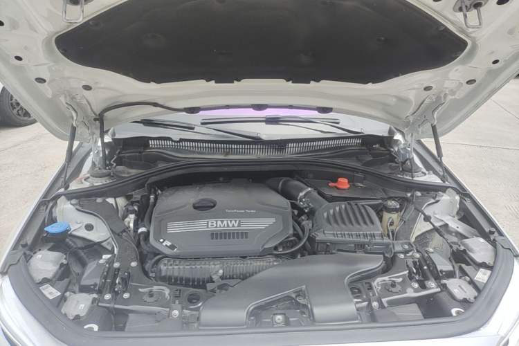 Used BMW 1 Series 2022 125i M Sport Night Edition Engine Bay