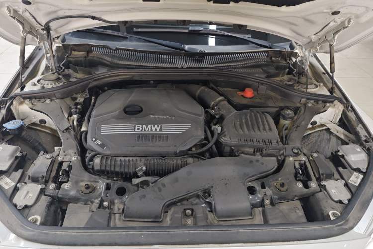 Used BMW 1 Series 2022 125i M Sport Night Edition Engine Bay