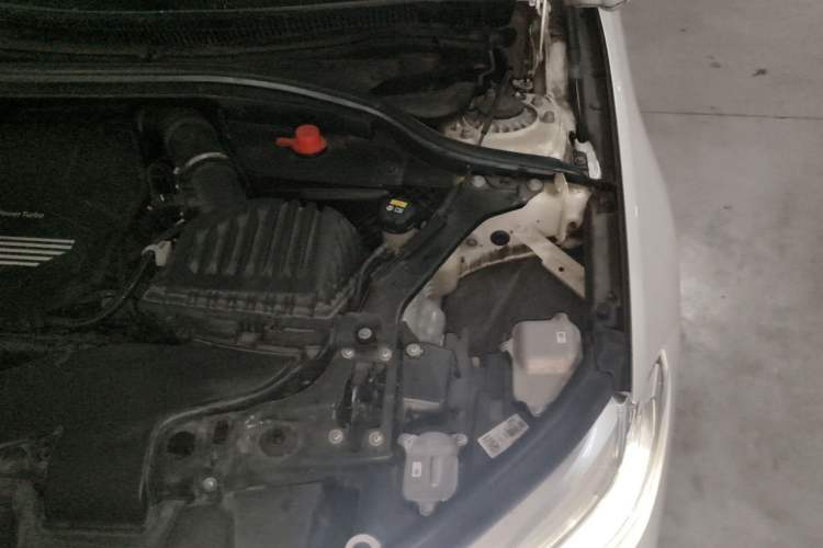 Used BMW 1 Series 2022 120i M Sport Edition Engine Bay Left