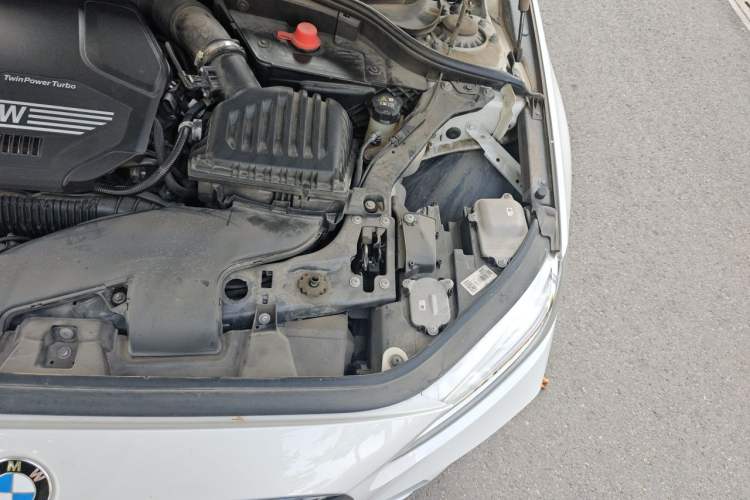 Used BMW 1 Series 2022 125i M Sport Night Edition Engine Bay Left