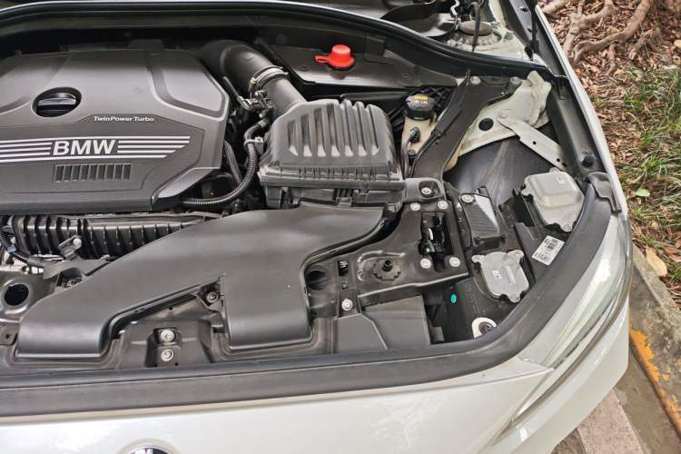 Used BMW 1 Series 2022 120i M Sport Night Edition Engine Bay Left
