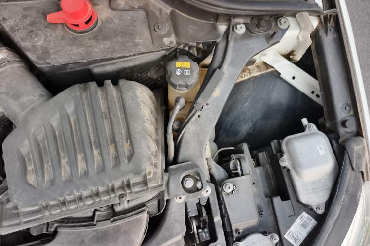 Used BMW 1 Series 2022 120i M Sport Edition Engine Bay Left
