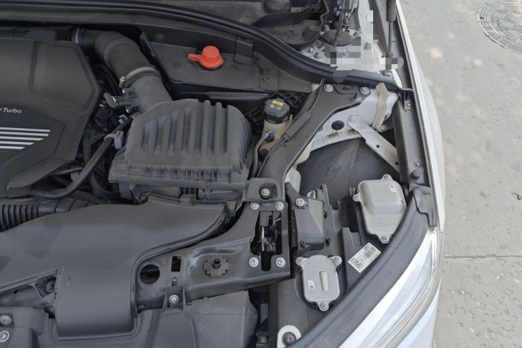 Used BMW 1 Series 2022 125i M Sport Night Edition Engine Bay Left
