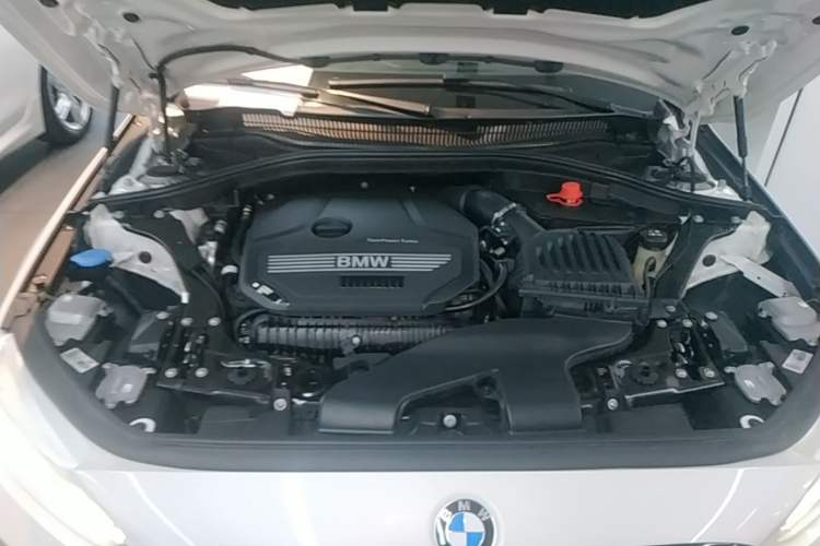 Used BMW 1 Series 2022 125i M Sport Night Edition Engine Bay