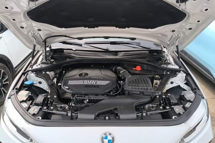 Used BMW 1 Series 2022 120i M Sport Edition Engine Bay