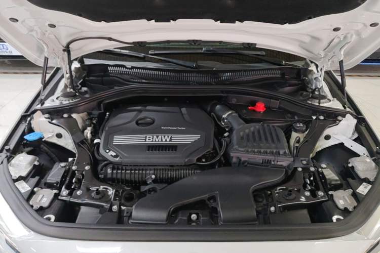 Used BMW 1 Series 2022 125i M Sport Night Edition Engine Bay