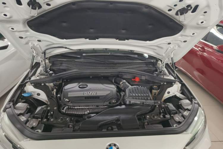 Used BMW 1 Series 2022 125i M Sport Night Edition Engine Bay