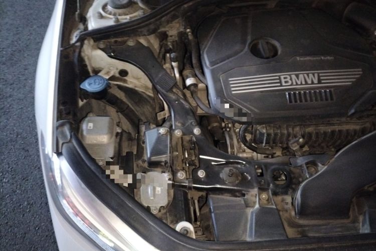 Used BMW 1 Series 2022 120i M Sport Night Edition Engine Bay Right