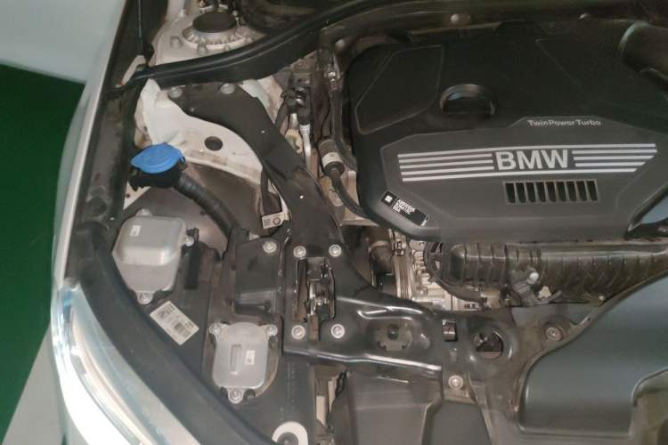 Used BMW 1 Series 2022 120i M Sport Night Edition Engine Bay Right