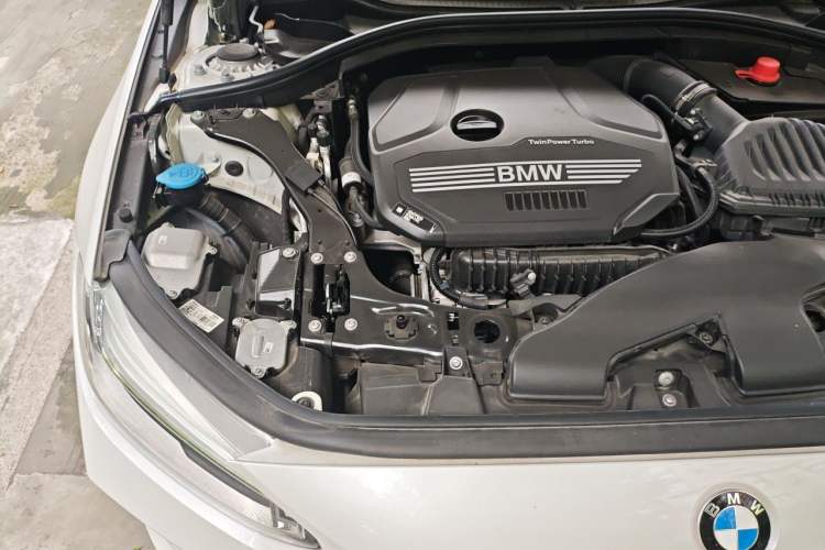 Used BMW 1 Series 2022 120i M Sport Night Edition Engine Bay Right