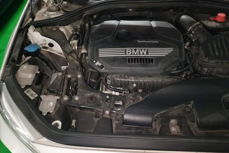 Used BMW 1 Series 2022 120i M Sport Edition Engine Bay Right
