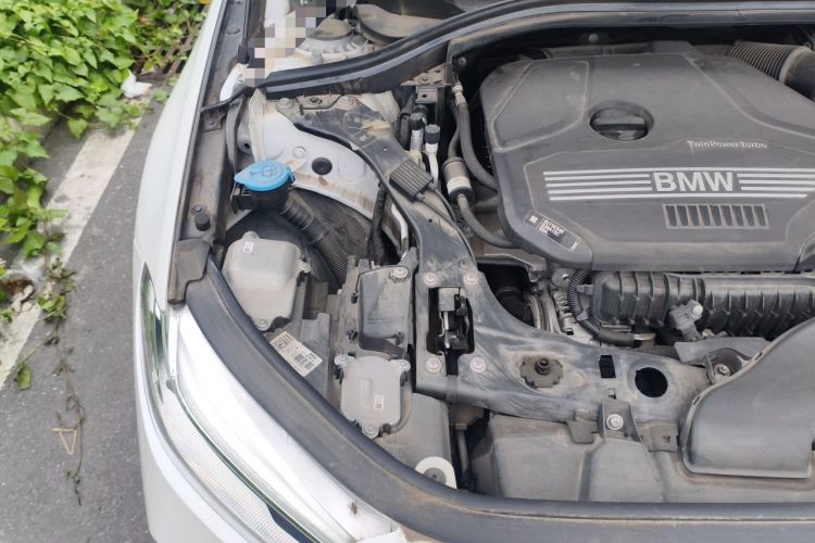 Used BMW 1 Series 2022 120i M Sport Edition Engine Bay Right