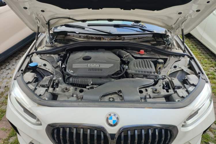 Used BMW 1 Series 2022 125i M Sport Night Edition Engine Bay