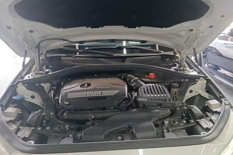 Used BMW 1 Series 2022 125i M Sport Night Edition Engine Bay