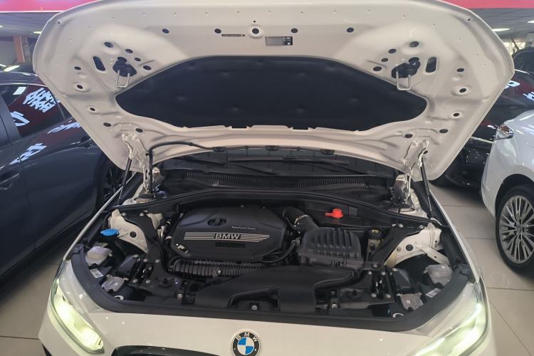 Used BMW 1 Series 2022 125i M Sport Night Edition Engine Bay