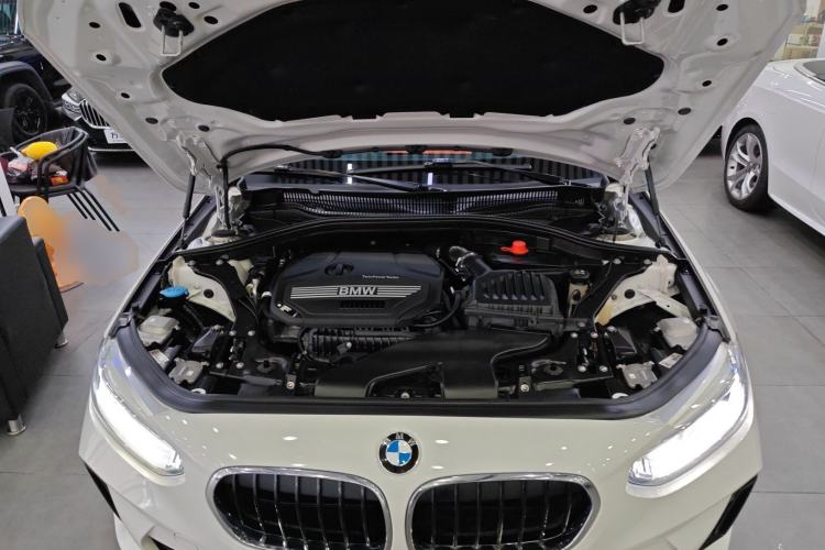 Used BMW 1 Series 2022 120i M Sport Edition Engine Bay