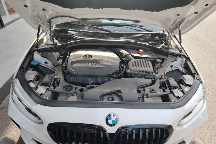 Used BMW 1 Series 2022 125i M Sport Night Edition Engine Bay