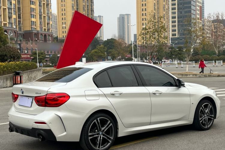 Used BMW 1 Series 2022 125i M Sport Night Edition Exterior 1