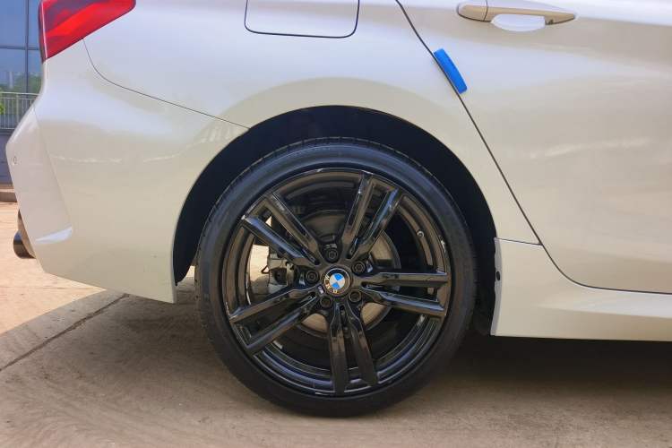 Used BMW 1 Series 2022 125i M Sport Night Edition Exterior 11