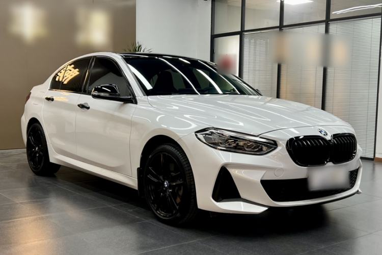 Used BMW 1 Series 2022 125i M Sport Night Edition Exterior 2