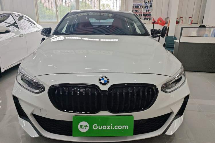 Used BMW 1 Series 2022 125i M Sport Night Edition Exterior 2
