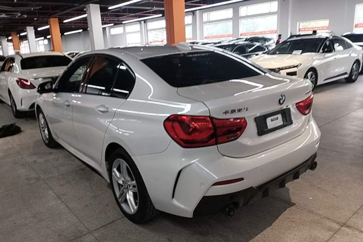 Used BMW 1 Series 2022 120i M Sport Night Edition Exterior 2