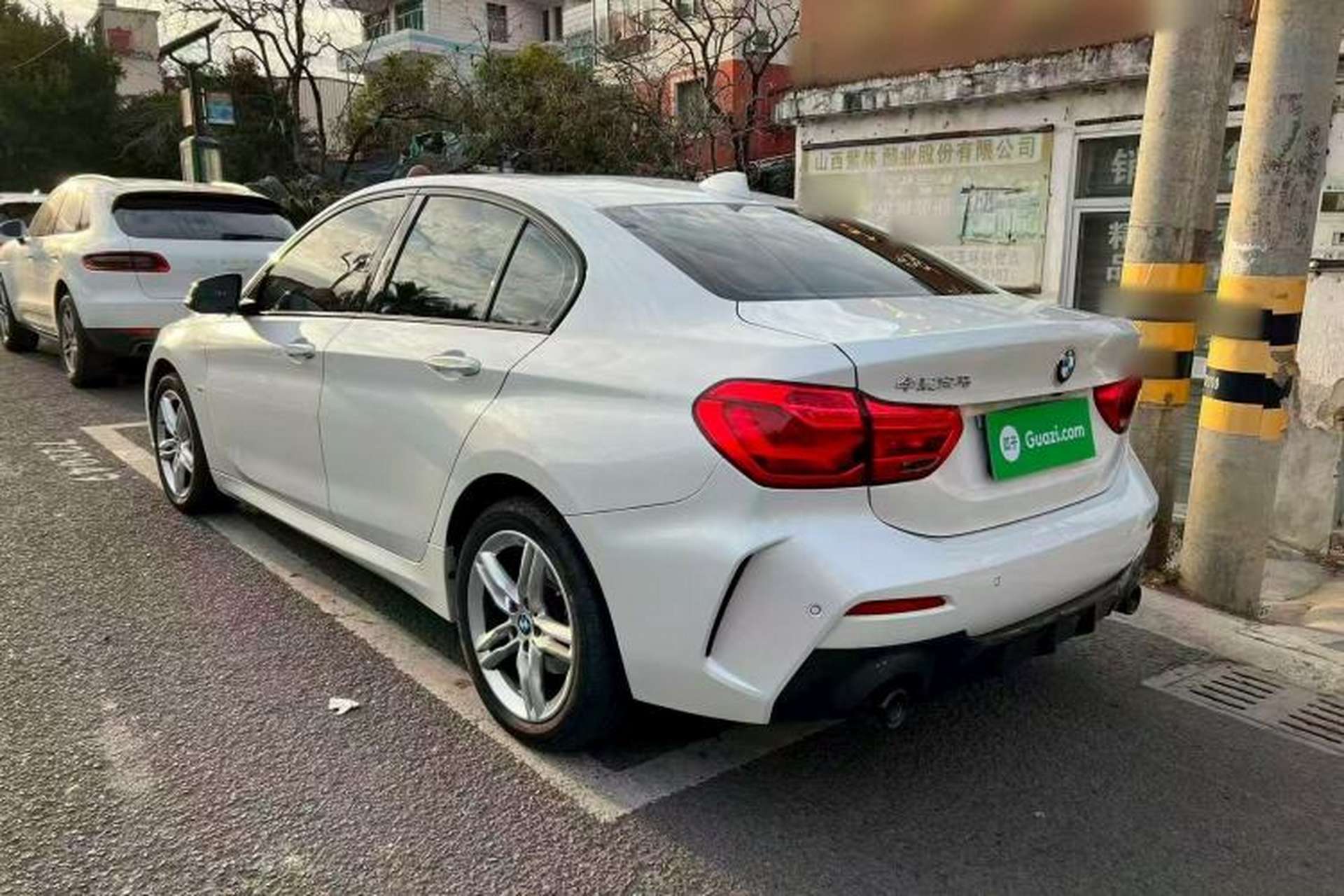 Used BMW 1 Series 2022 120i M Sport Night Edition Exterior 2