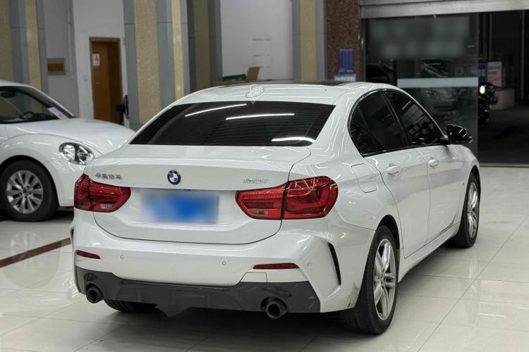 Used BMW 1 Series 2022 120i M Sport Night Edition Exterior 2