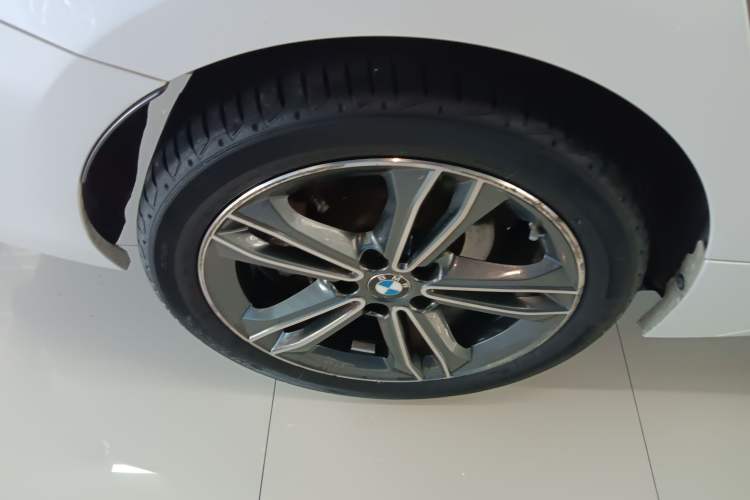 Used BMW 1 Series 2022 120i M Sport Edition Exterior 2