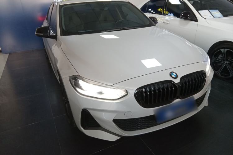 Used BMW 1 Series 2022 125i M Sport Night Edition Exterior 2