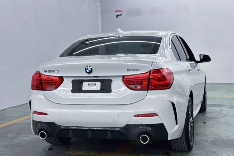 Used BMW 1 Series 2022 120i M Sport Edition Exterior 3
