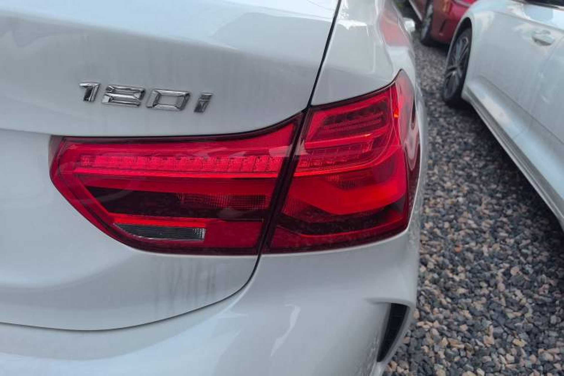 Used BMW 1 Series 2022 120i M Sport Night Edition Exterior 3