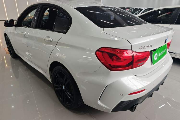 Used BMW 1 Series 2022 125i M Sport Night Edition Exterior 4